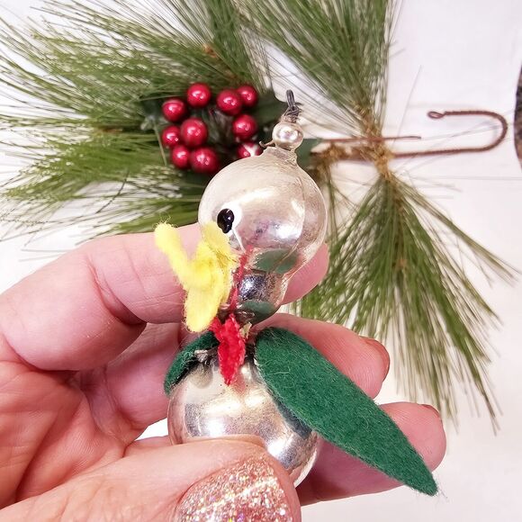 4 Vintage Pipe Cleaner & Glass? Figures People Christmas Ornaments Decorations - Picture 12 of 15